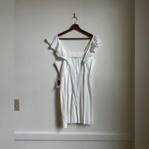 Rouge! Cute white summer dress